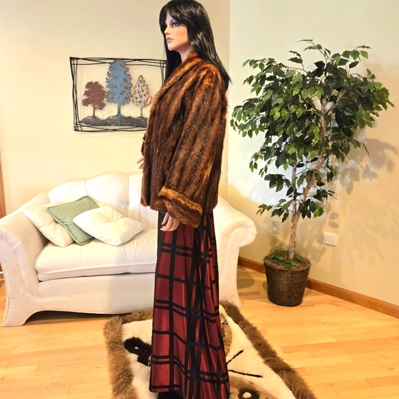 Vintage Mink Fur Jacket, Size 12 - Picture 4 of 16